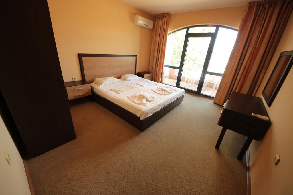 Menada Villa Bonita Apartments サニービーチ エクステリア 写真