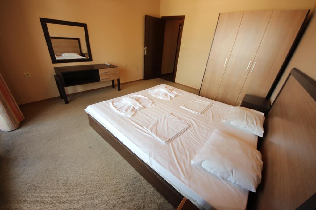 Menada Villa Bonita Apartments サニービーチ エクステリア 写真